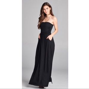 ⭐️ LAST ONE! ⭐️ Black Maxi Dress